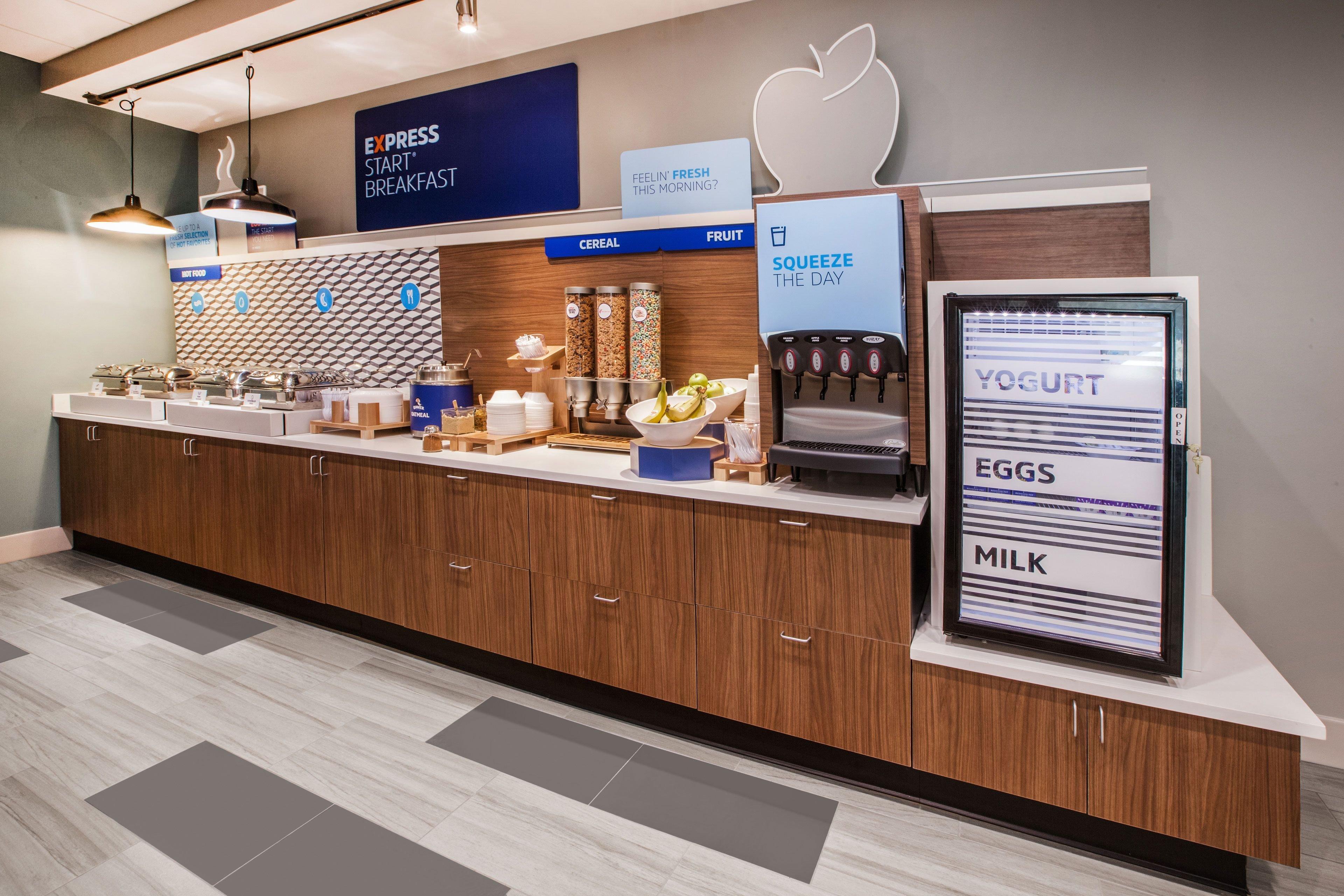 Holiday Inn Express & Suites Indianapolis - East By Ihg Экстерьер фото