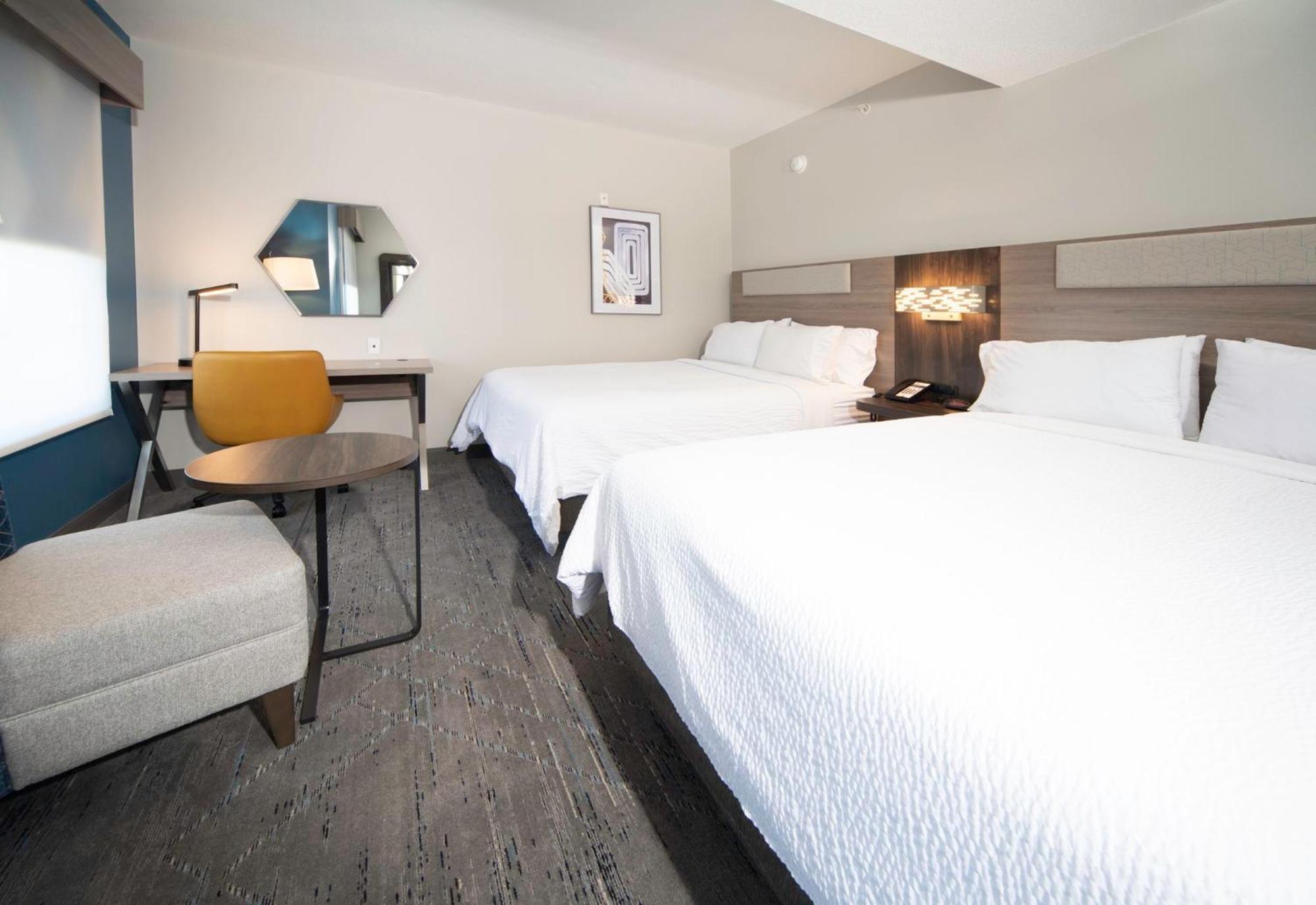 Holiday Inn Express & Suites Indianapolis - East By Ihg Экстерьер фото