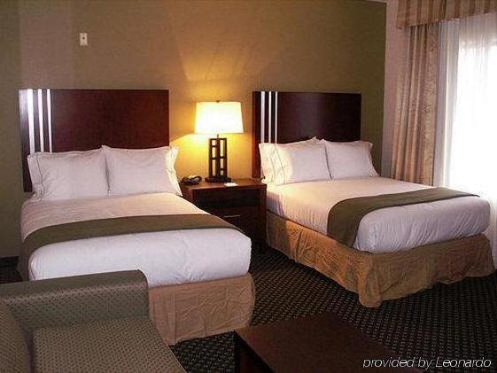 Holiday Inn Express & Suites Indianapolis - East By Ihg Номер фото